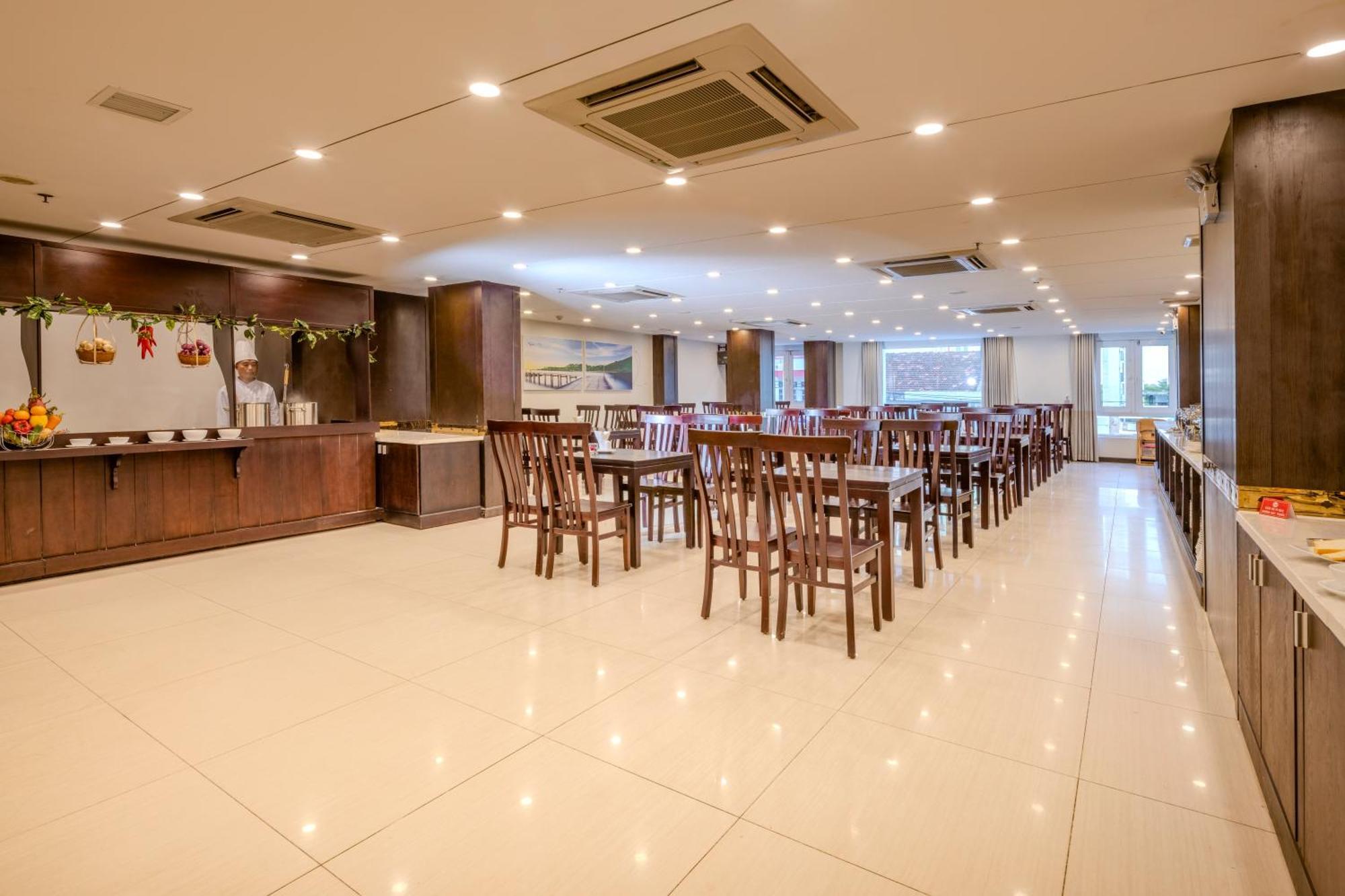 Navy Hotel Nha Trang Kültér fotó