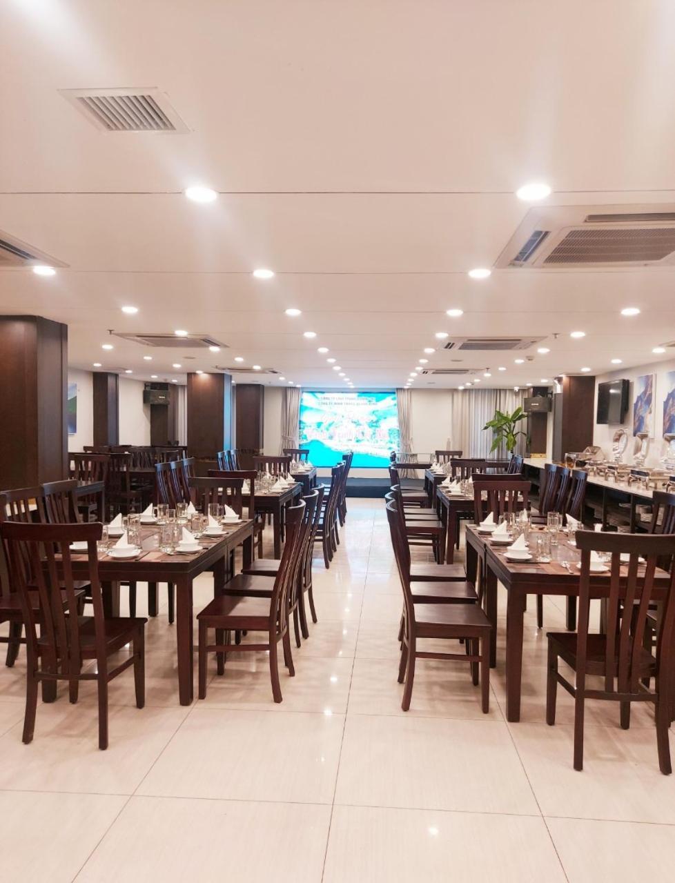 Navy Hotel Nha Trang Kültér fotó